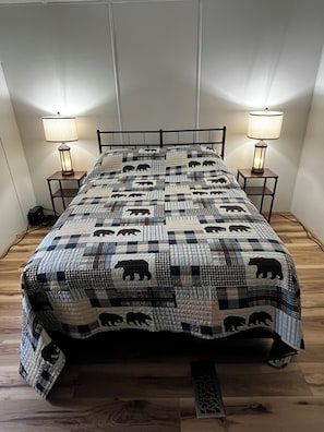 3 bedrooms, free WiFi, bed sheets