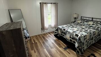 3 間睡房、免費 Wi-Fi、床單