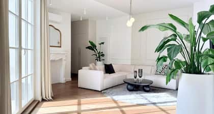 Luxury Penthouse | Center | by Maison D’Or
