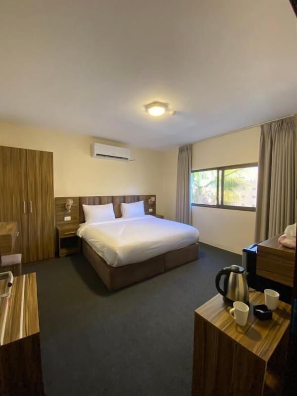 Double Room | Free WiFi