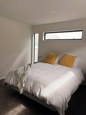 3 bedrooms, Internet, bed sheets