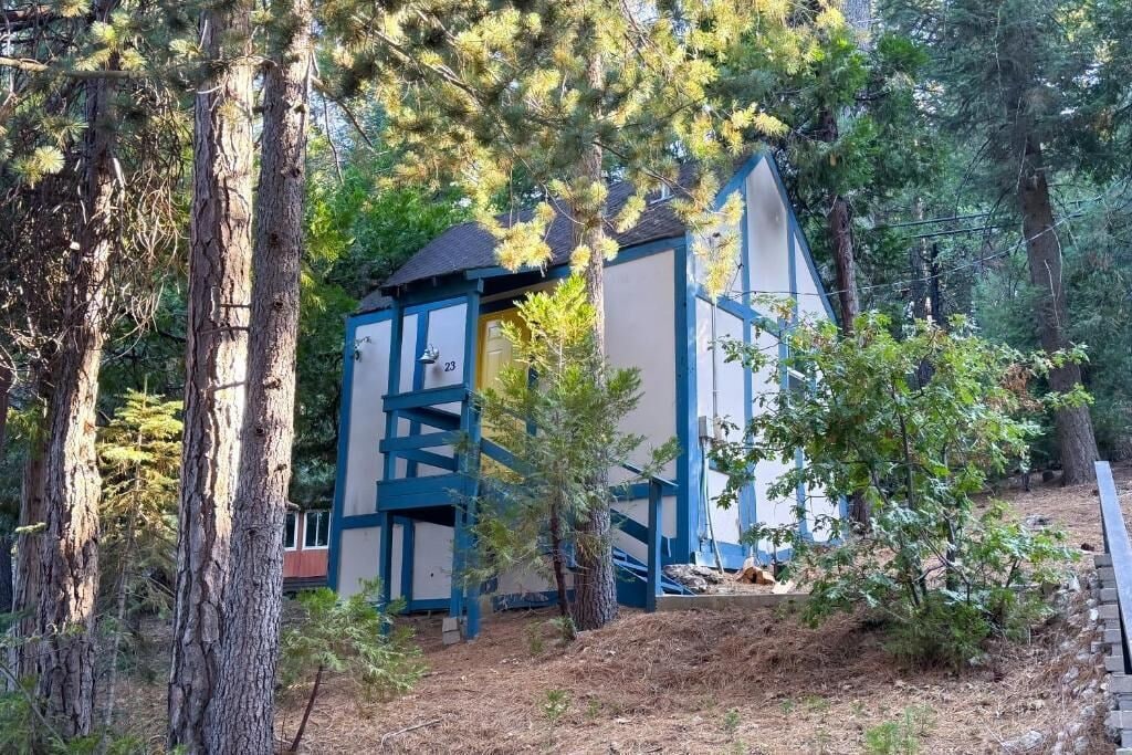 Cabane Standard | Fer et planche à repasser, Wi-Fi gratuit, draps fournis