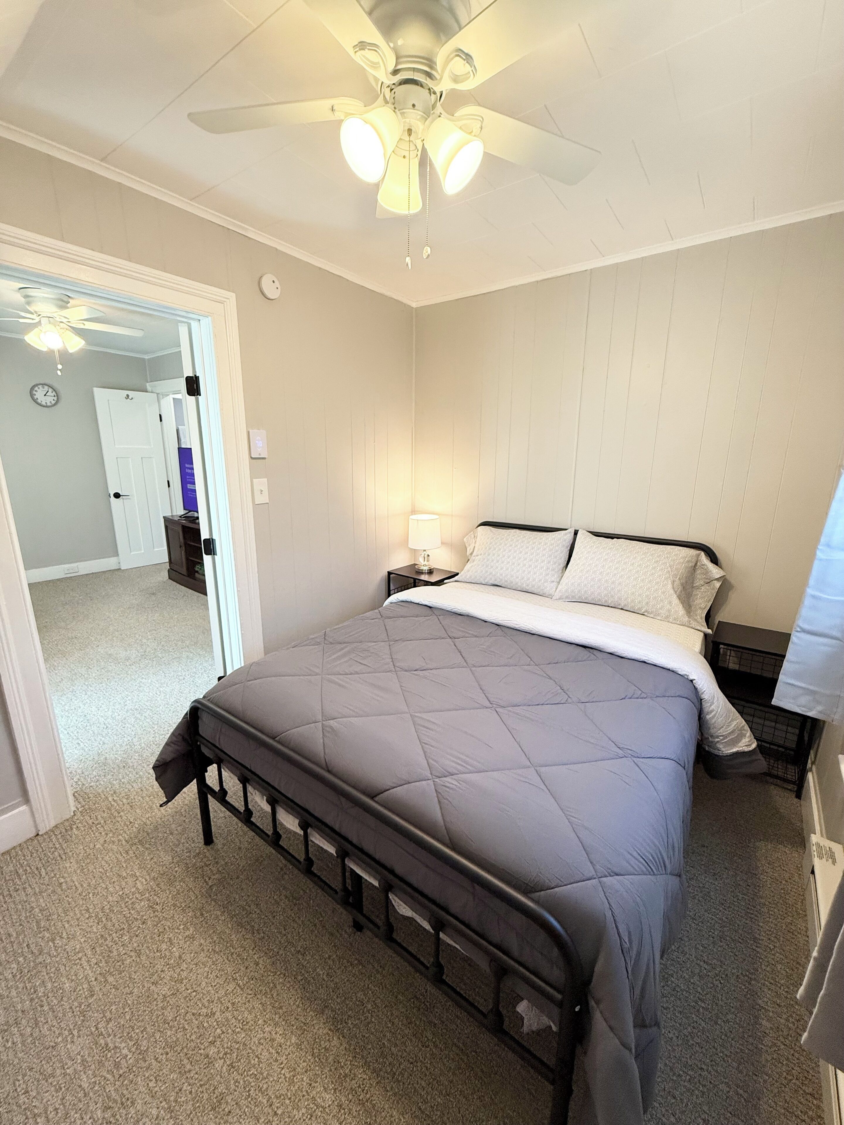 1 chambre, fer et planche à repasser, Wi-Fi, draps fournis