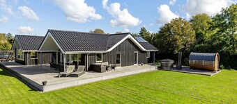 Lovely home in Gørlev with sauna
