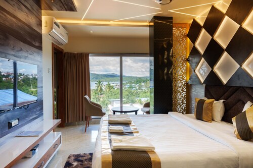 Olive Hotel & Suites