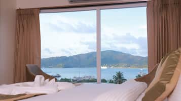 Premium Suite, 1 King Bed, Air conditioning, Sea View | Desk, laptop workspace, blackout curtains, soundproofing