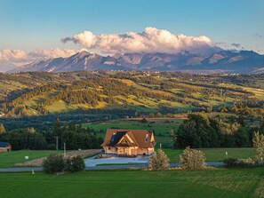 Exterior - Exclusive Villa for Family, Friends & Workation (Biały Dunajec)