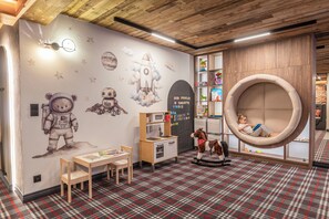 Children's area - Exclusive Villa for Family, Friends & Workation (Biały Dunajec)