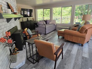 TV connectée, cheminée