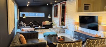 D143 Ballarat Sunny Desert Retreat 4 bedrooms sleeps 13