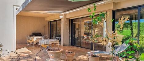 Restauration extérieure