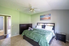 3 bedrooms, iron/ironing board, WiFi, bed sheets