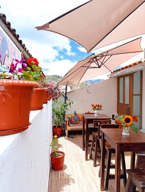 Terrace/patio - ECOTERRA PAMPA DEL CASTILLO (Cusco)