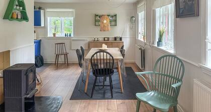 Awesome home in Aakirkeby with WiFi