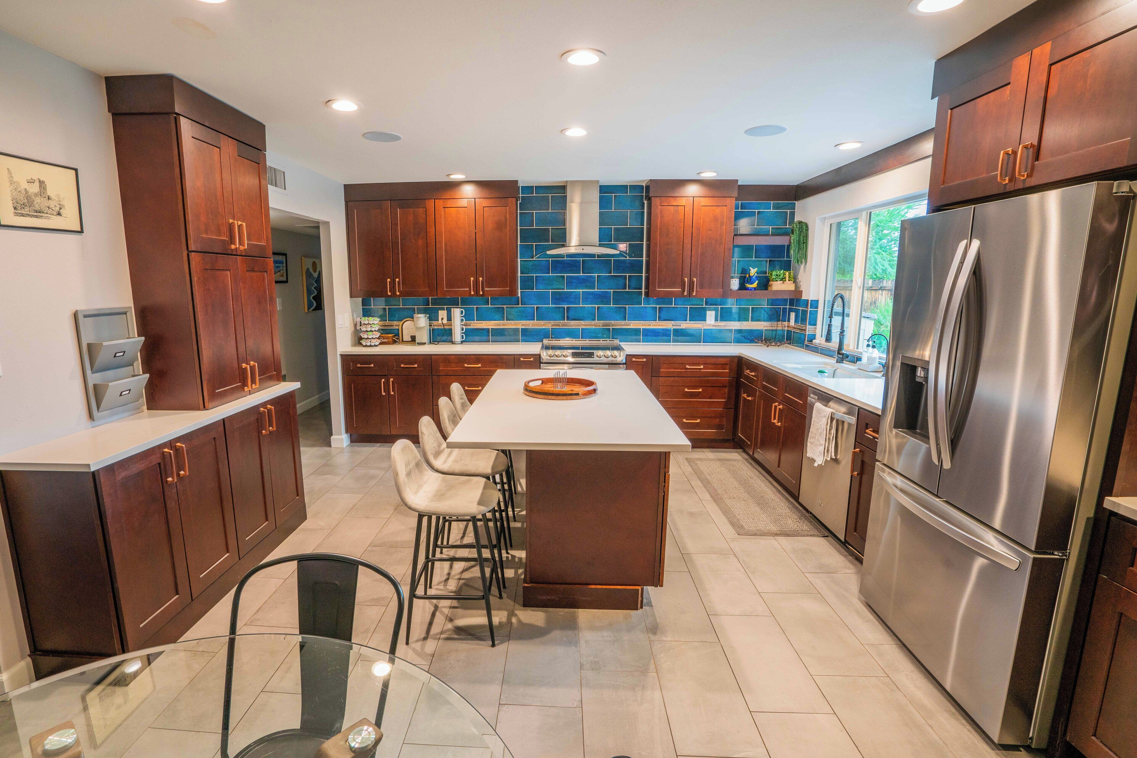 Microwave, oven, dishwasher