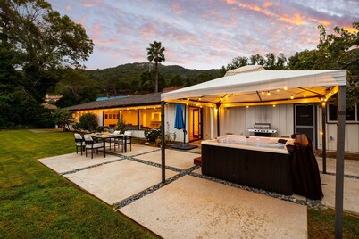 Ocean View Retreat Firepit & Spacious Yard