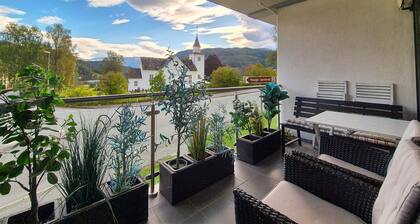 Impresionante apartamento en Ulvik con vistas al mar.