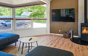 Living area - Stunning home in Oksbøl with sauna (Oksbøl)