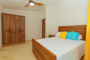 1 bedroom, free WiFi, bed sheets