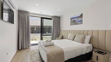 Business Single Room | Living area