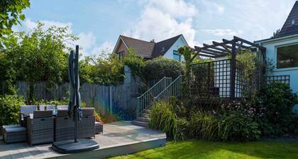 White Sands - sleeps 10 guests in 5 bedrooms