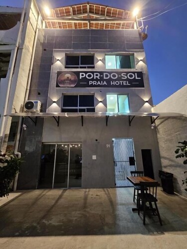 Por do Sol Praia Hotel