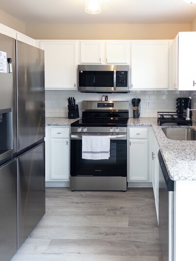 Convenient Charming Townhouse