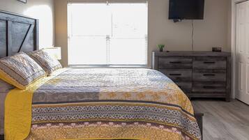 2 bedrooms, iron/ironing board, free WiFi, bed sheets