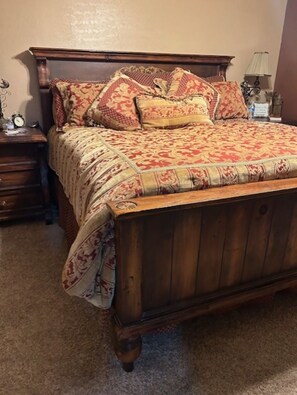 1 bedroom, free WiFi, bed sheets