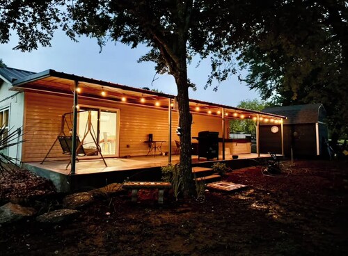 Sandy Creek Hideaway -Couples Cabin -Hot Tub