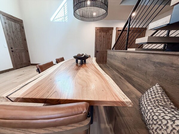 تناول الطعام