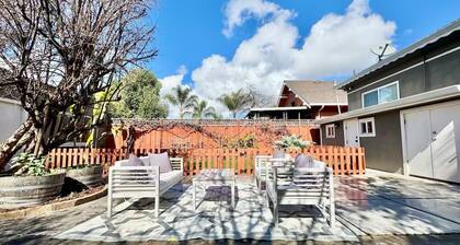 Modern 2 BR. Unwind in a Prime Location + Parking