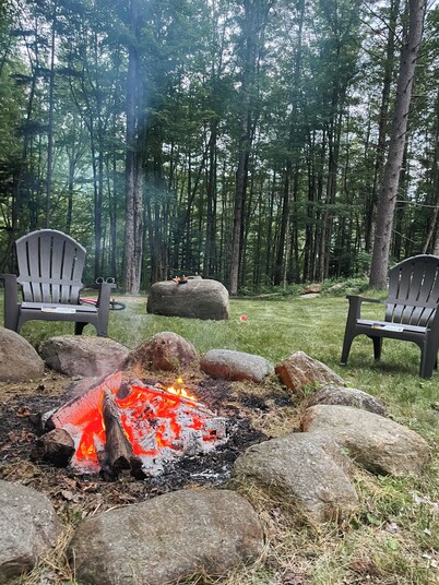 North Country A-Frame Cabin: close to snow mobile trails, skiing, hiking & more!