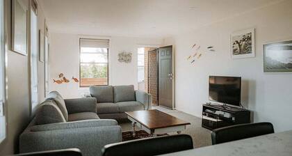 Kooringal - Your Home by the Ocean in Bicheno