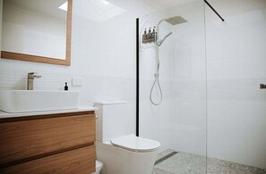 Hårtørrer, håndklæder, Sæbe, Shampoo
