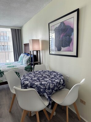 1 Schlafzimmer, Bügeleisen/Bügelbrett, Reisekinderbett, kostenloses WLAN