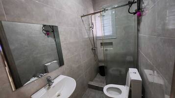 Savon, papier toilette
