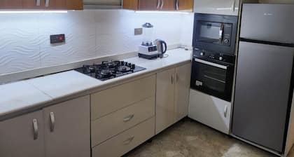 Charming 2- Bedroom Duplex