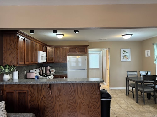 New 2 bedroom home near Downtown