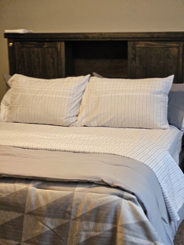 4 Schlafzimmer, Bügeleisen/Bügelbrett, WLAN, Bettwäsche