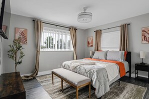 3 chambres, fer et planche à repasser, Wi-Fi