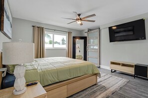3 bedrooms, iron/ironing board, WiFi, wheelchair access