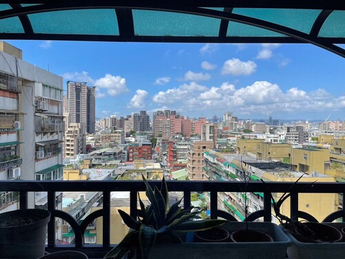 WanDa 277 - Modern in the Heart of Ximen – Stylish Long-Term Stay in Taipei