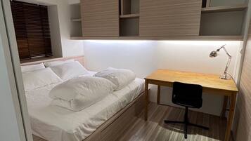 1 bedroom, WiFi, bed sheets