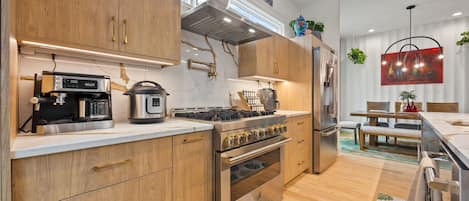 Microwave, oven, stovetop, dishwasher