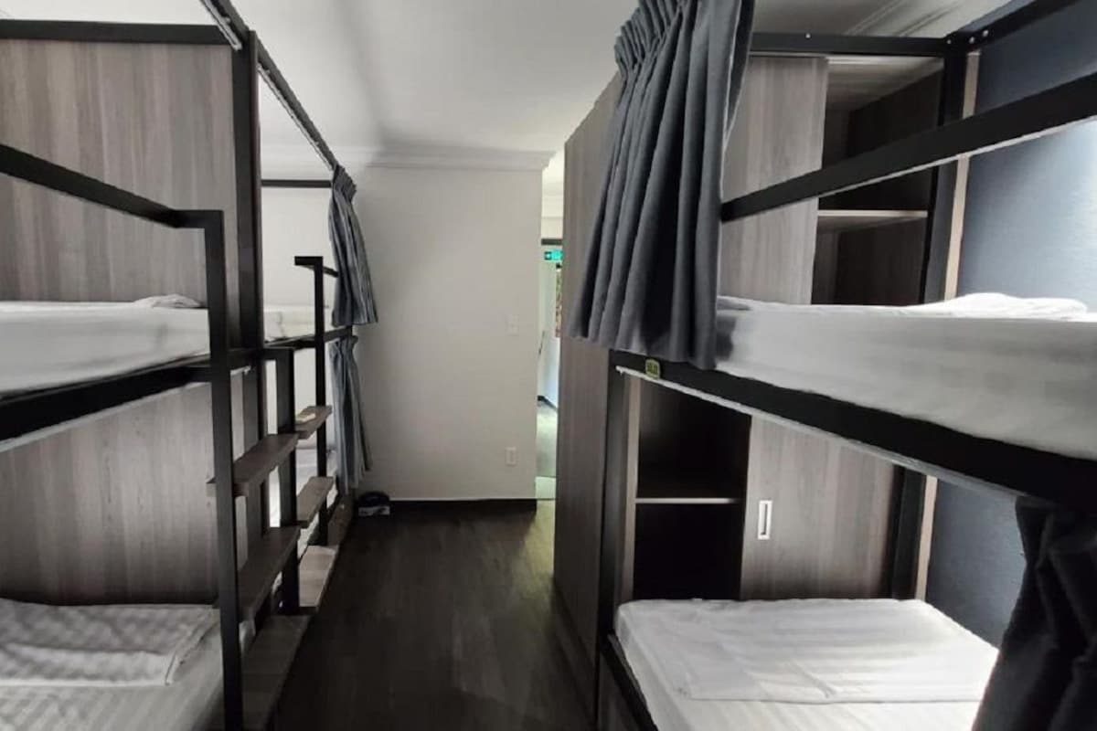 6 Bed in Male Dormitory
