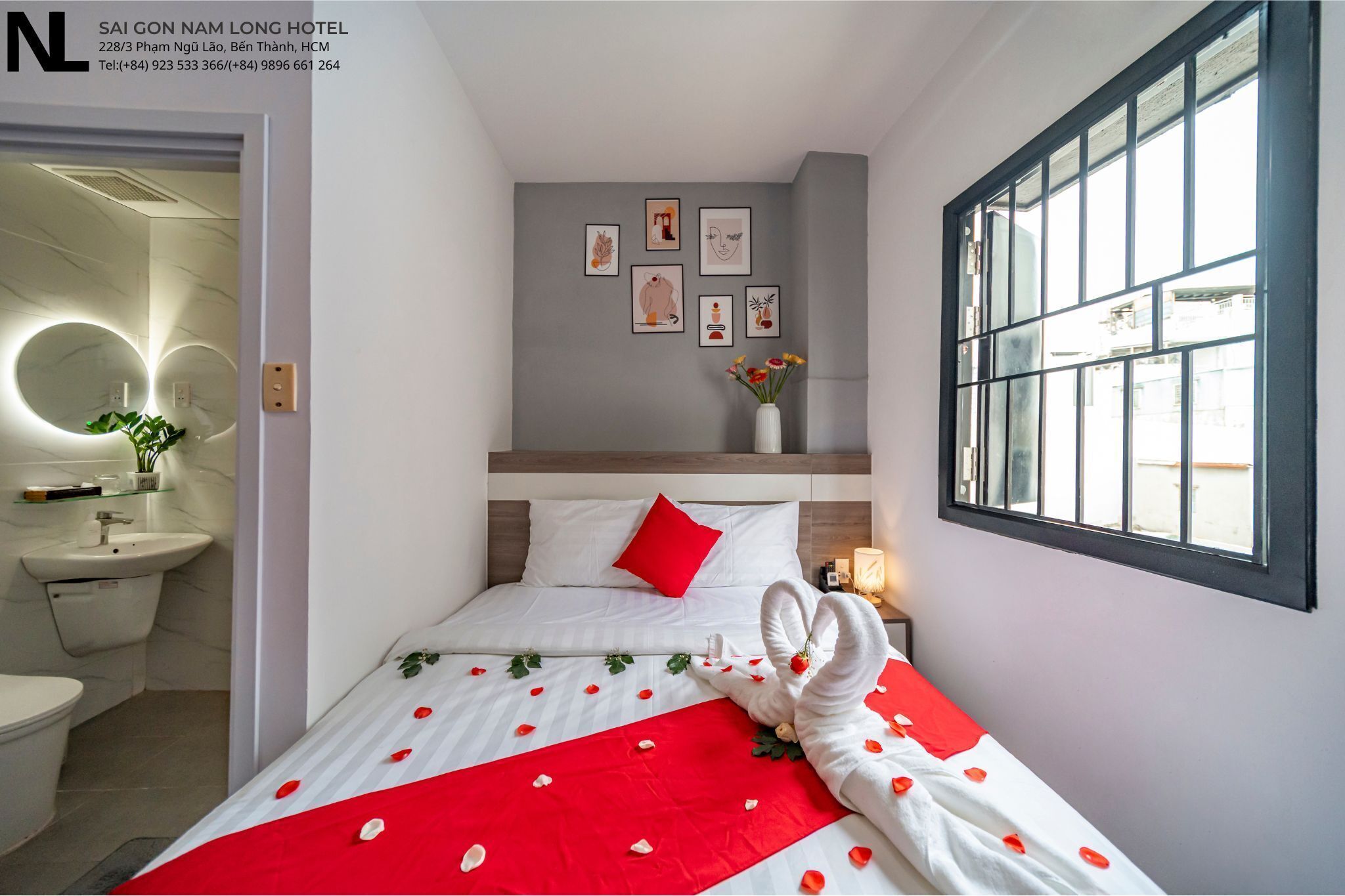 Dobbeltrom – deluxe, byutsikt | Wi-fi (inkludert)