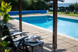 A heated pool - 7 St Elmo Court -  an apartment that sleeps 4 guests  in 2 bedrooms (Salcombe)