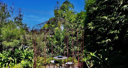 Very private modern bnb in a quiet cul de sac street, completely self contained