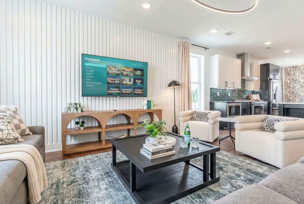 Télévision, chaßne hi-fi, espaces bureaux